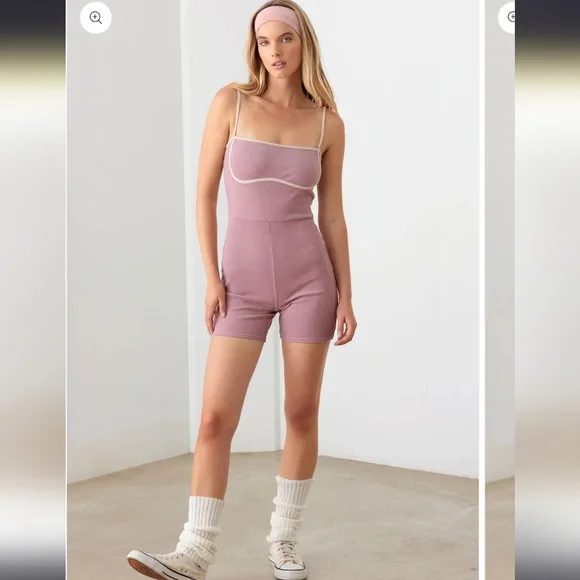 💮 Mauve Ribbed Contrast Romper - Picture 4 of 6